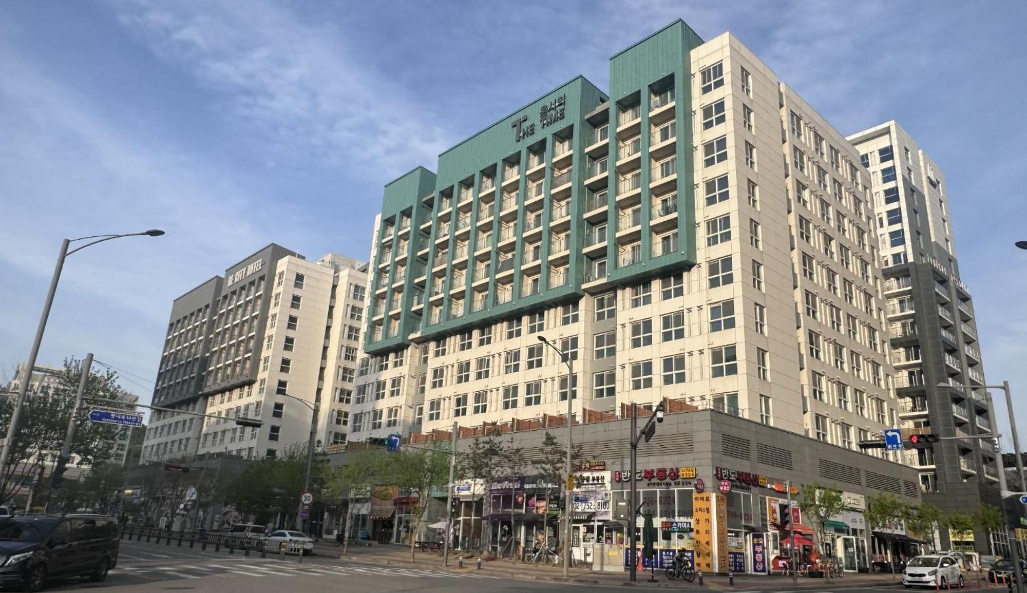 The Time Hotel Incheon Airport Exterior photo